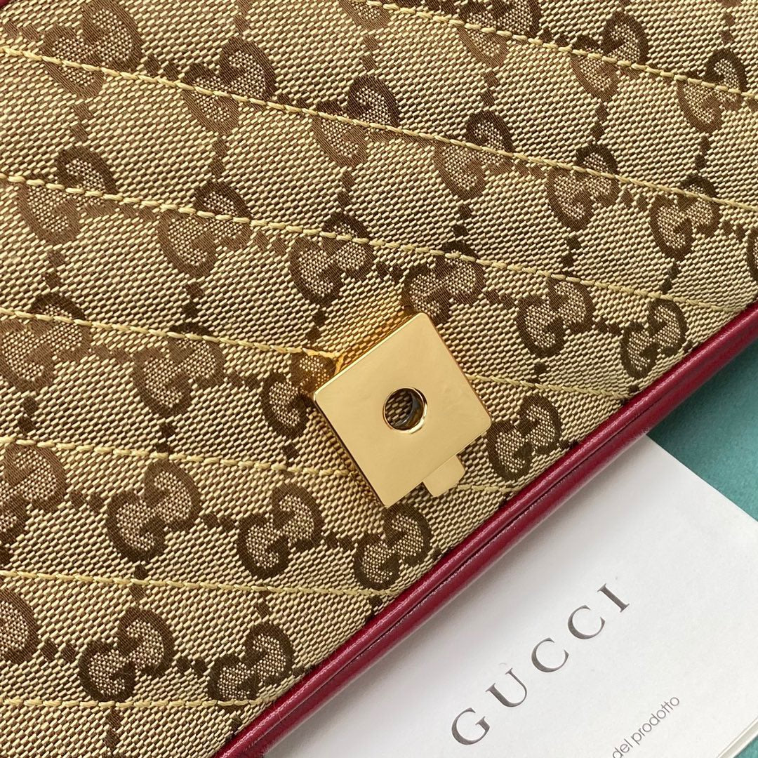 [TOP] GUCCI GG Marmont Bag Matelasse  Canvas Shoulder Small 26cm - Red