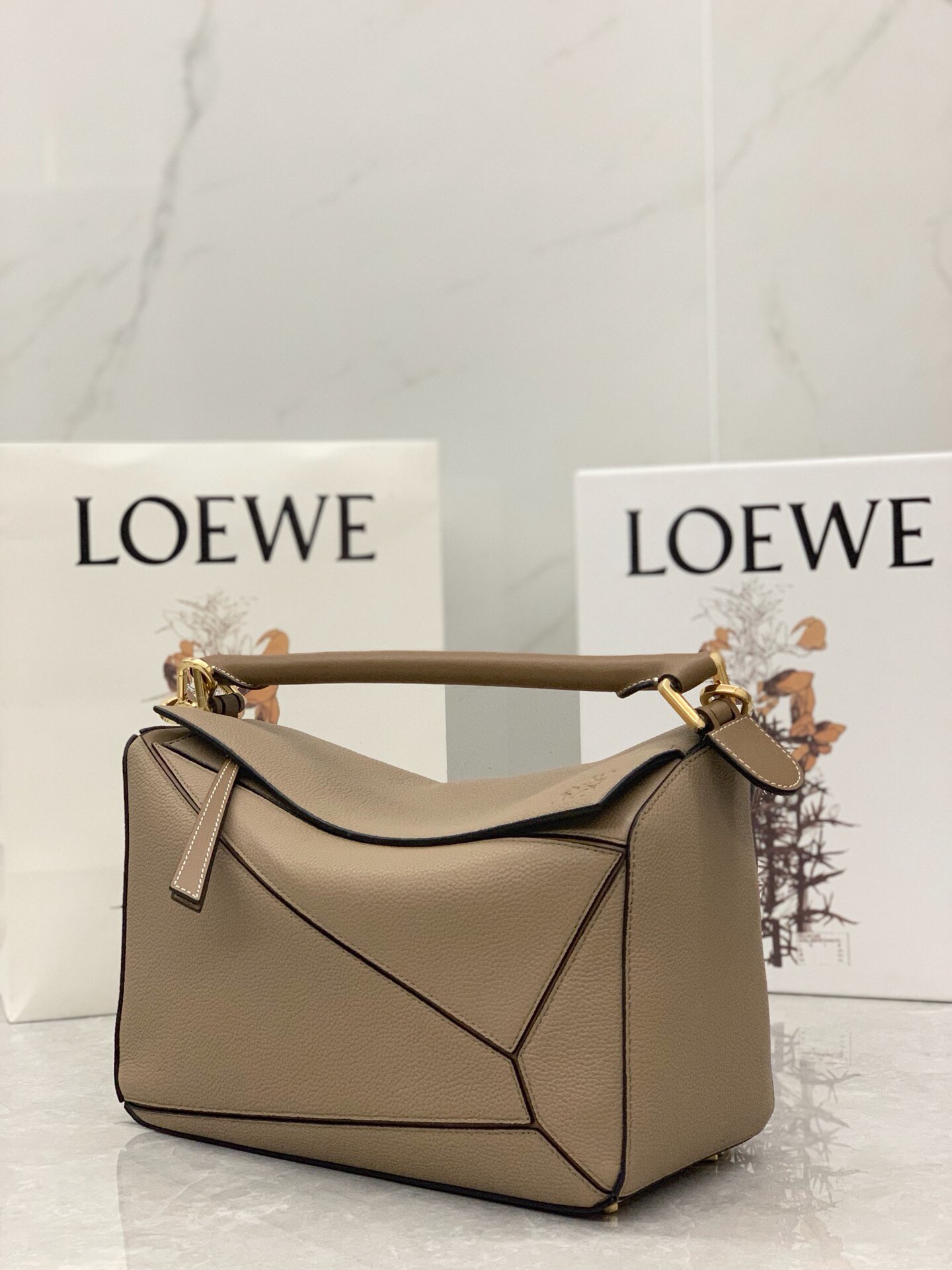 [TOP] LOEWE Puzzle Bag 29*18*12CM - Sand