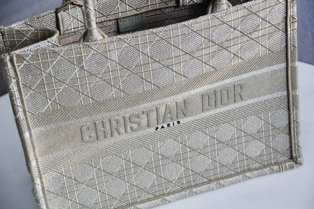 [TOP] Christian Dior Book Tote Bag Medium  36.5x28x17.5cm - Beige/Ivory