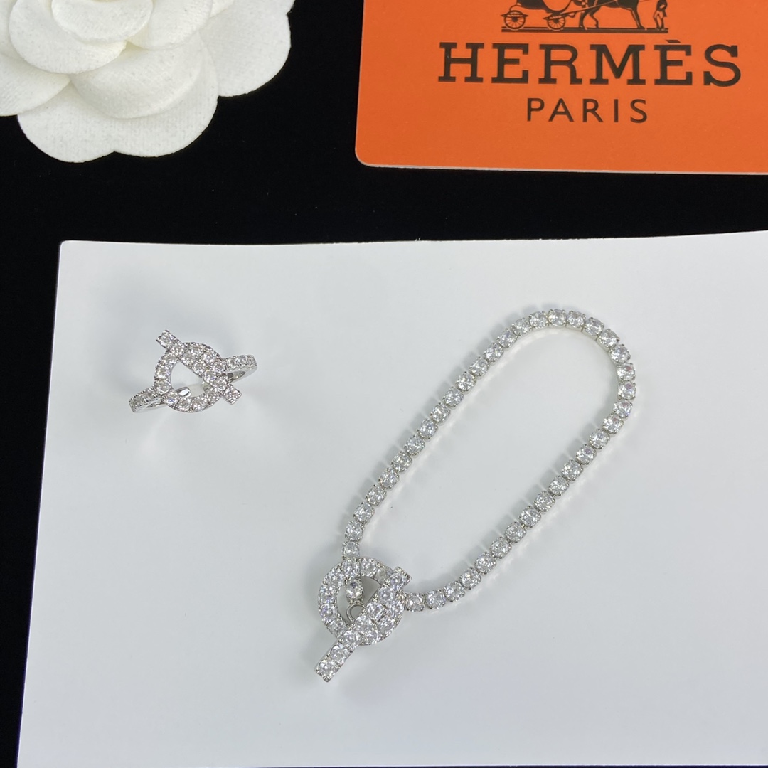[TOP] HERMES Necklace Earrings Bracelet Ring Set - Silver