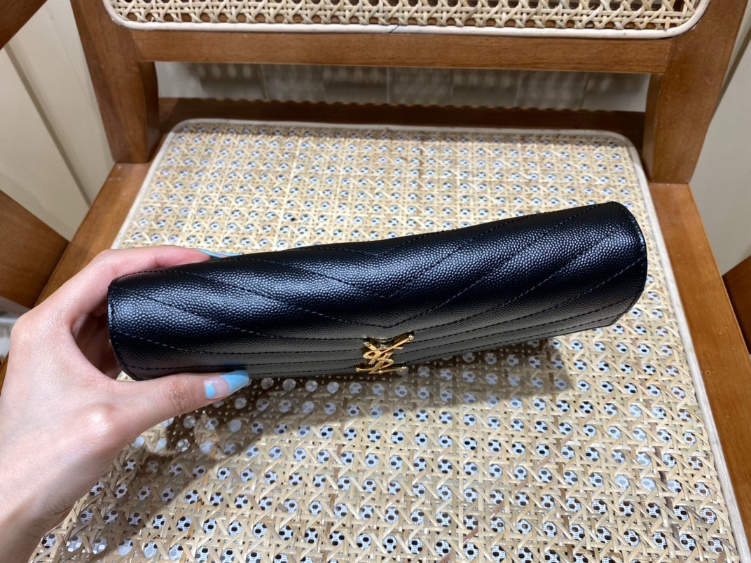 [TOP] Yves Saint Laurent YSL Woc Matelasse Medium Bag - Black GHW