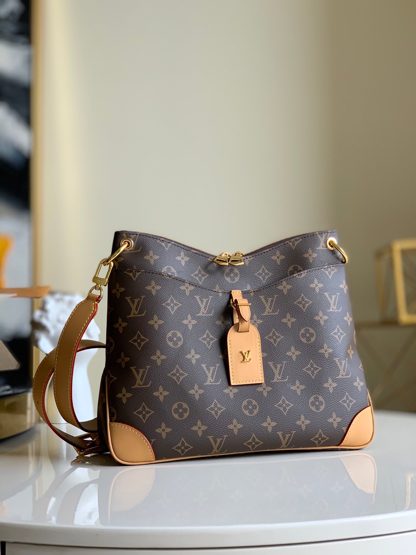 [TOP] Louis Vuitton LV LV ODEON MONOGRAM MM 31.0 x 27.0 x 11.0cm - TAN