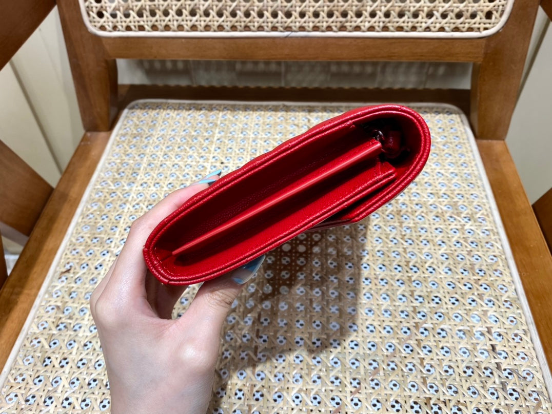 [TOP] Yves Saint Laurent YSL WOC Matelasse Medium Purse - Red SHW