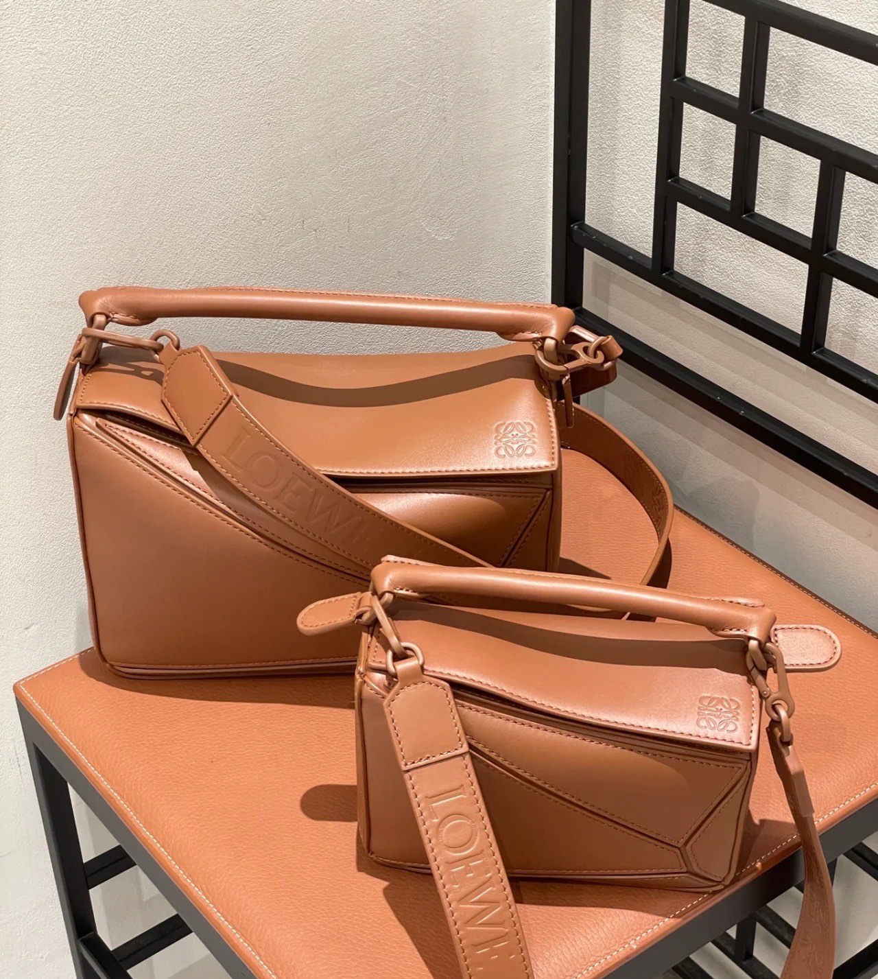 [TOP] LOEWE Puzzle Bag Anagram 17.5*7.5*10.5cm/24*16.5*10.5cm - Brown