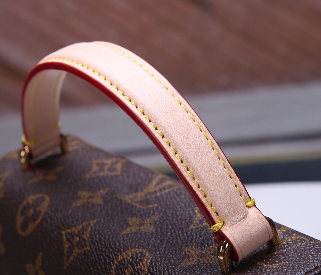 [TOP] Louis Vuitton LV £V Croisette Bag Monogram 25x17x9.5cm
