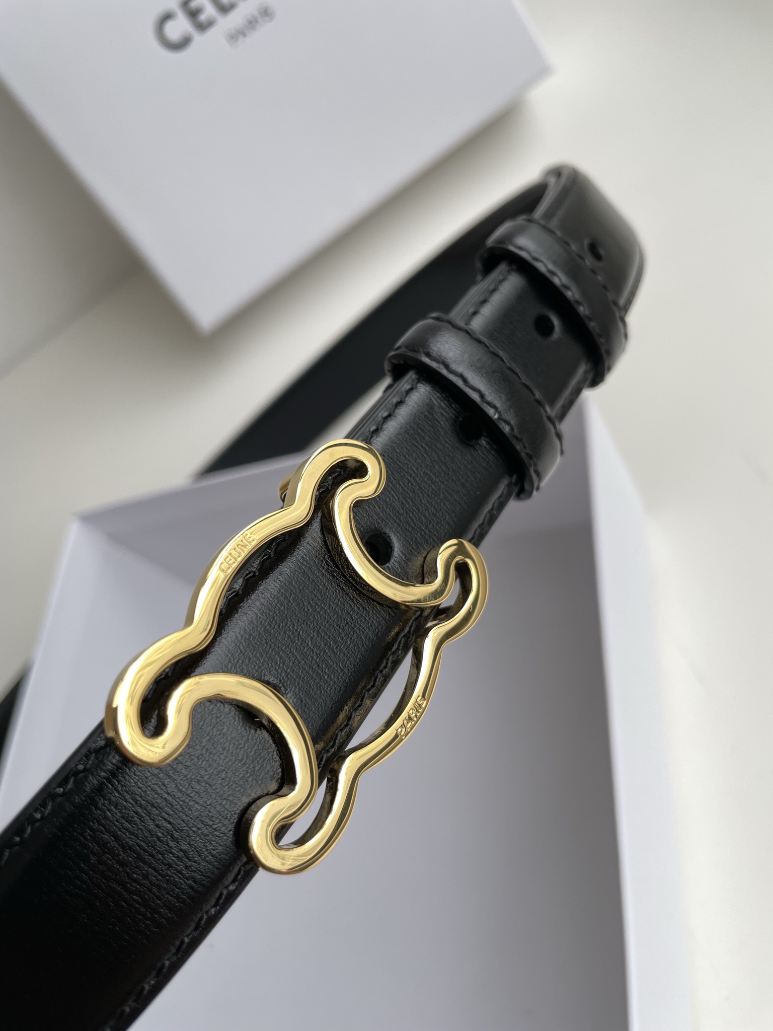 [TOP] CELINE Triomphe Belt - Black