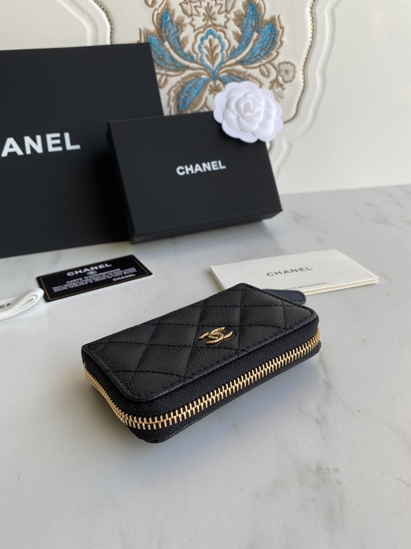 [TOP] CHANEL Zipper Leather Wallet - GHW&SHW - Black