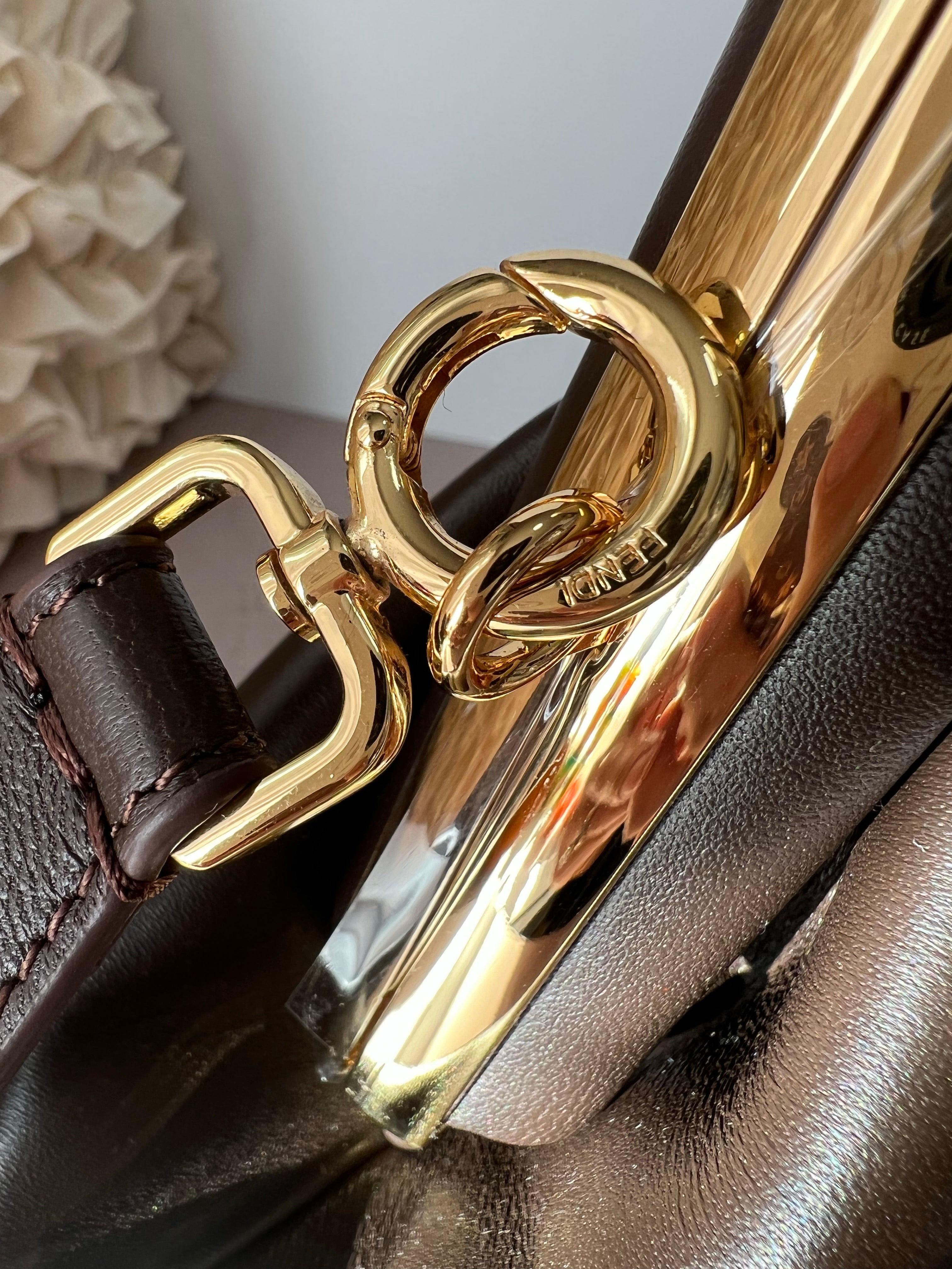 [TOP] FENDI FENDI First Medium Bag - Dark Maroon