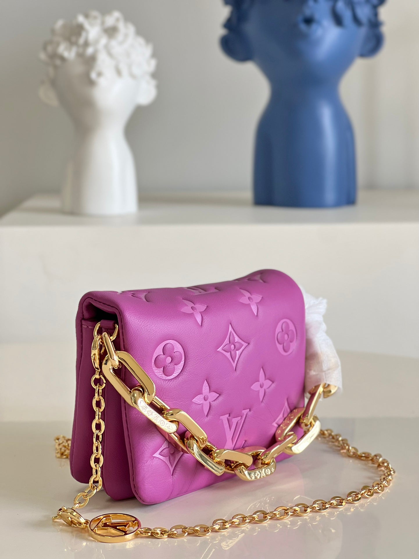 [TOP] Louis Vuitton LV L*V Coussin Belt Bag 26x20x12cm - Pink