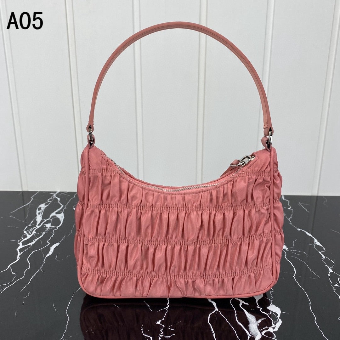 [TOP] PRADA Re-Edition Bag Nylon and Saffiano Leather Mini - 5 Colours