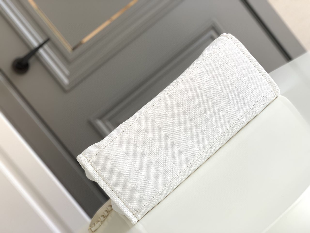 [TOP] CHANEL Deauville Small Shopping Bag 35cm - White