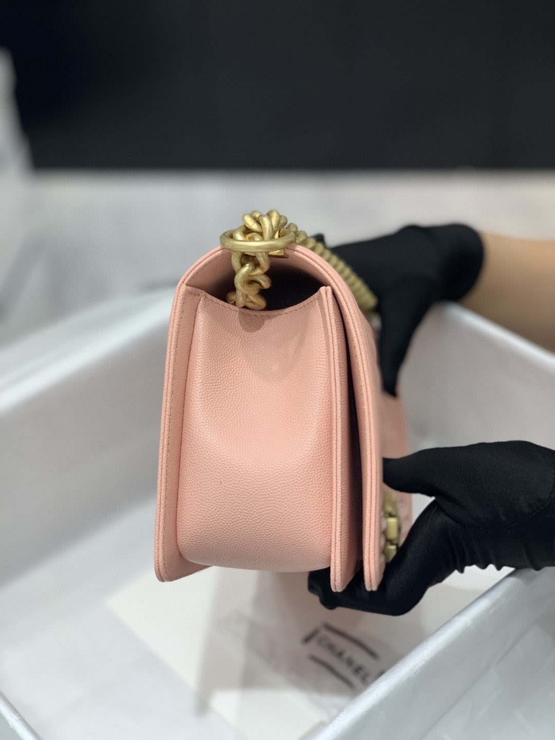 [TOP] CHANEL Le Boy Bag Caviar Medium 25CM - Light Apricot & GHW