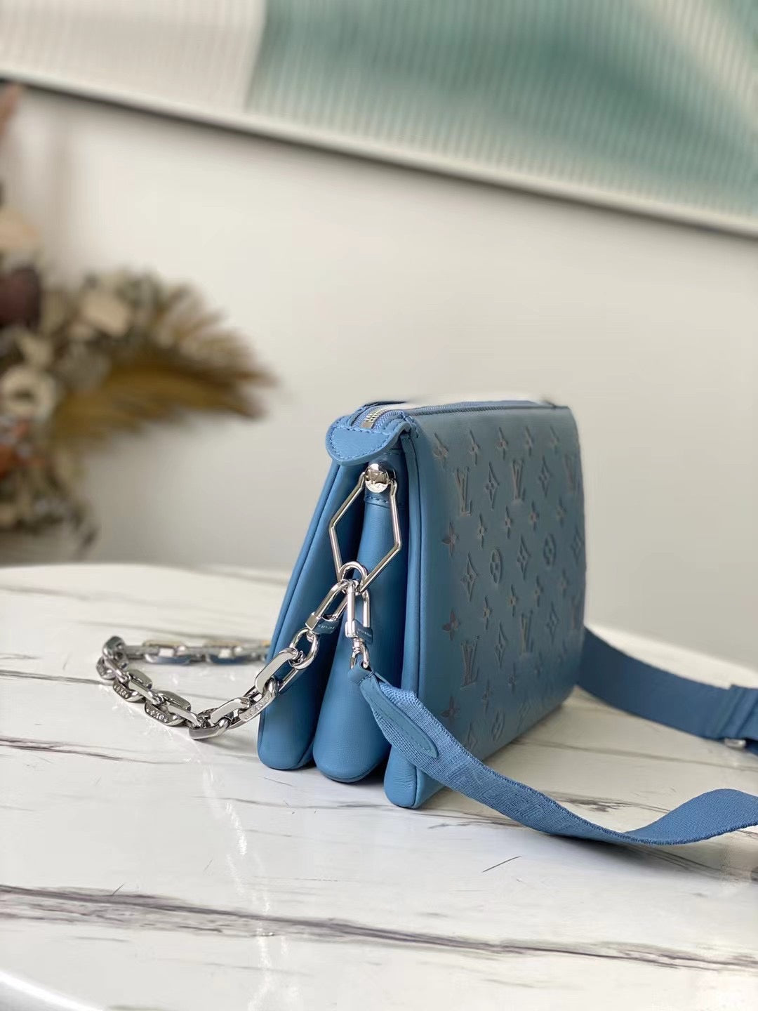 [TOP] Louis Vuitton LV £V Coussin 26x20x12cm - Blue