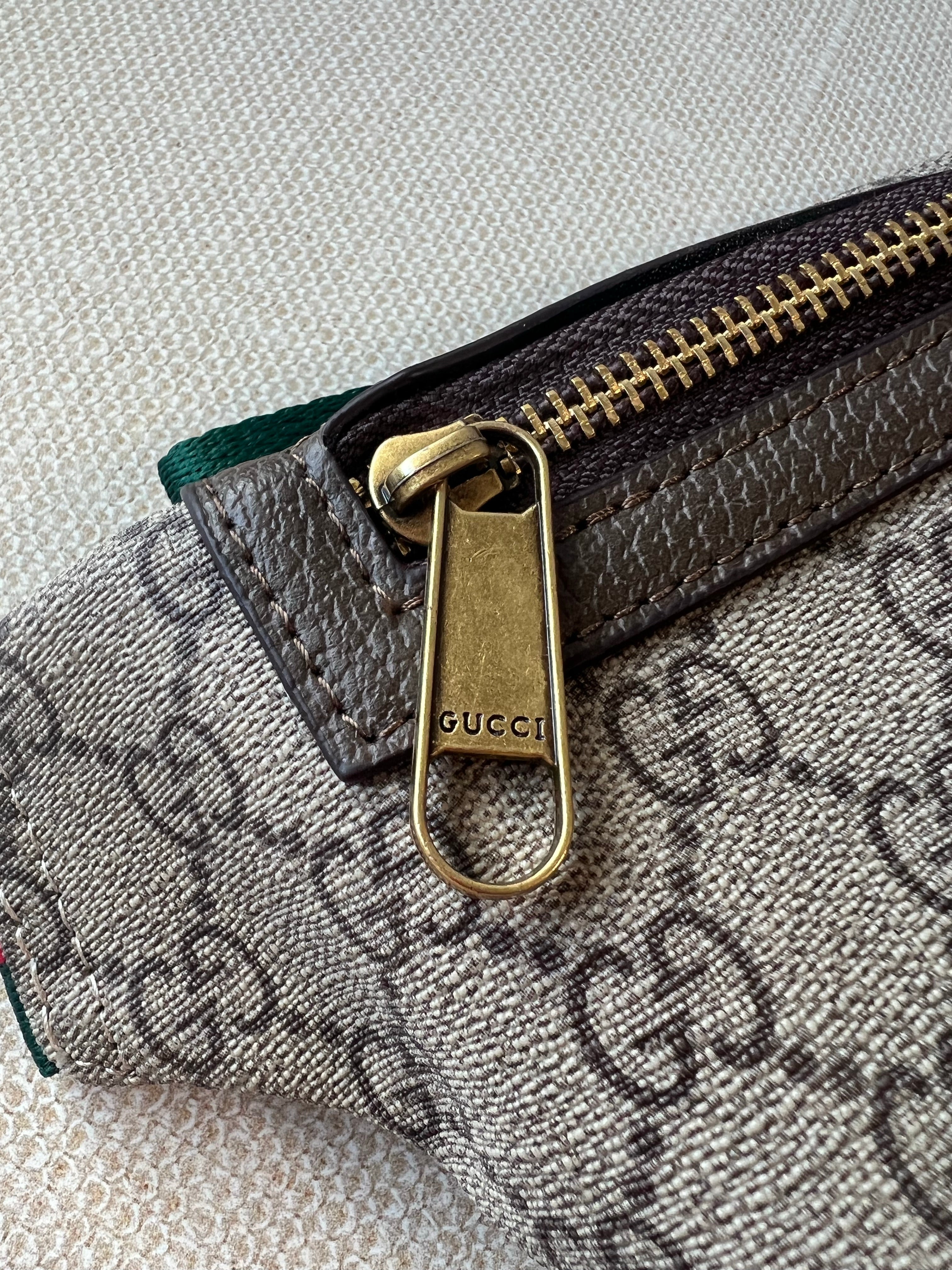 [TOP] GUCCI Ophidia Bum Bag