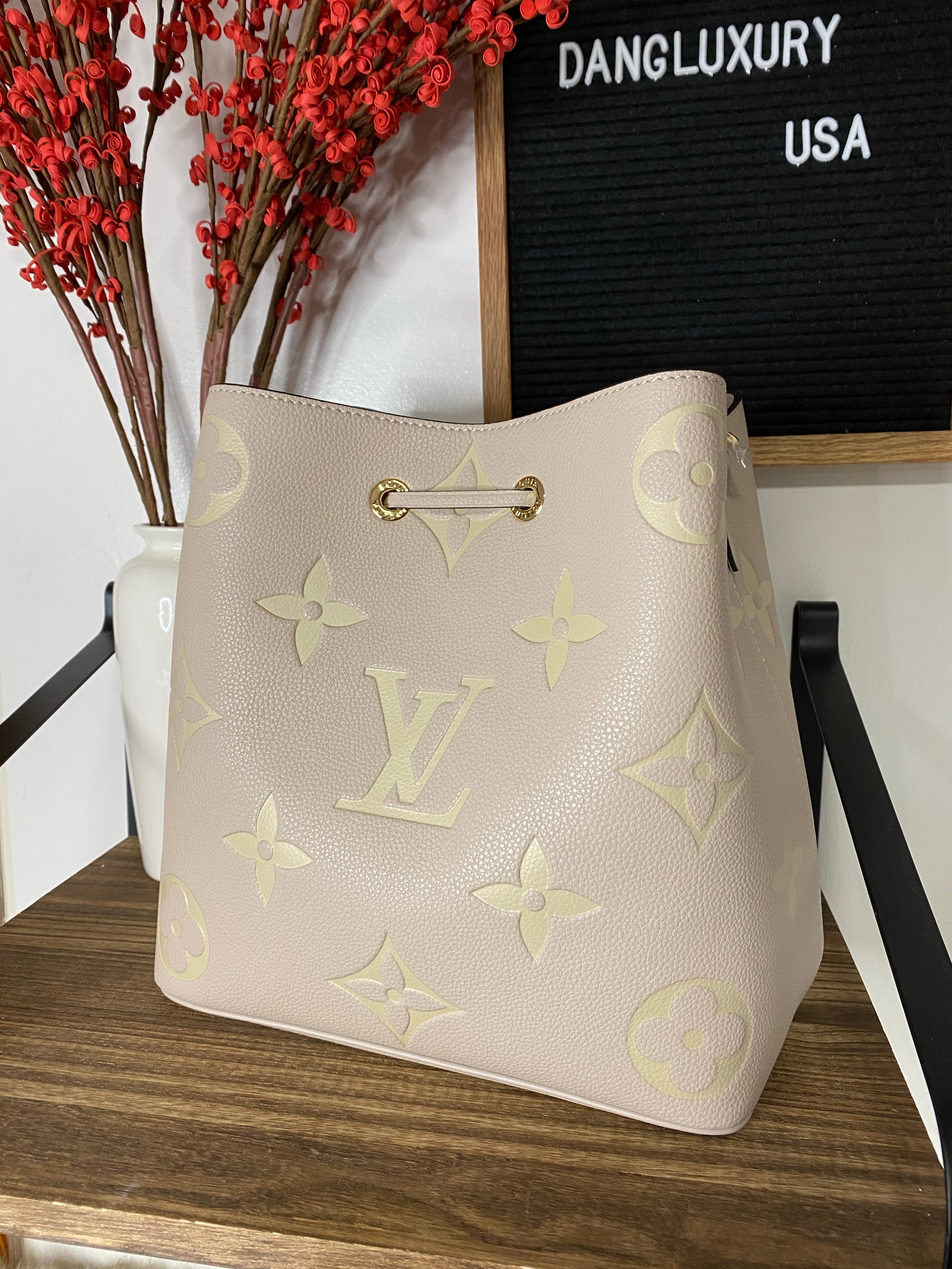 [TOP] Louis Vuitton LV Noe Giant Monogram Bag  27x25x20cm- LIGHT SAND