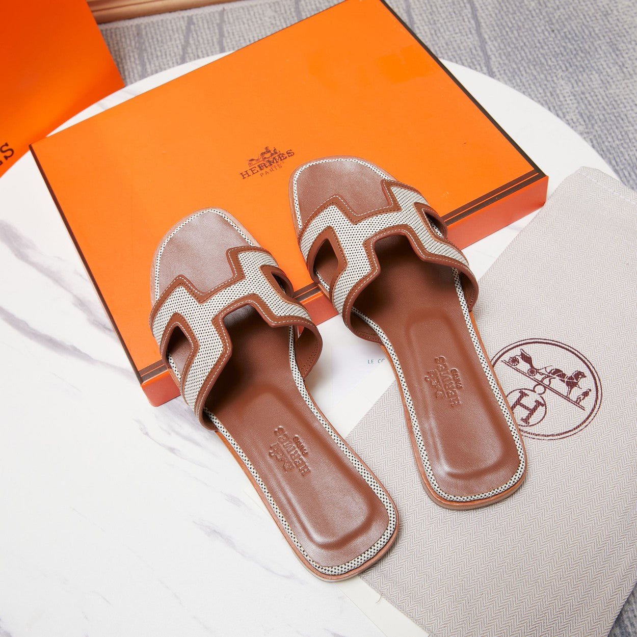 [TOP] HERMES Oran Sandals Denim 22 - Brown/Cream