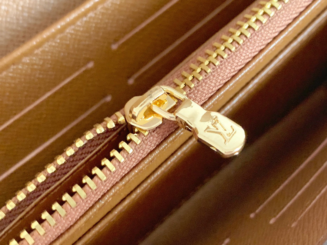 [TOP] Louis Vuitton LV L*V Monogram Sarah Wallet - Brown