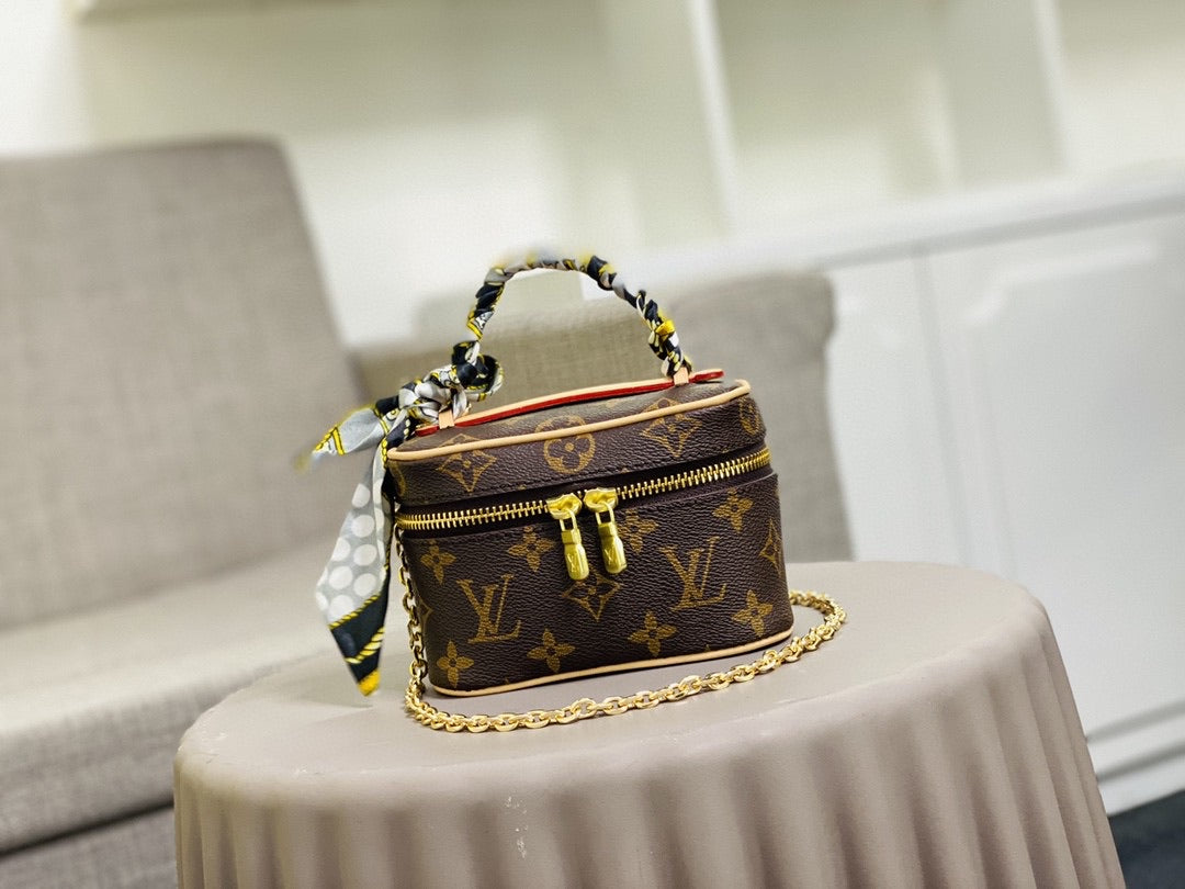 [TOP] Louis Vuitton LV Nice Nano 14x10.2x8.5cm - Brown
