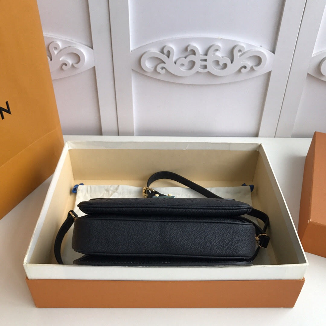 [TOP] Louis Vuitton LV £V Empreinte Pochette Metis 25X19X7cm - Black