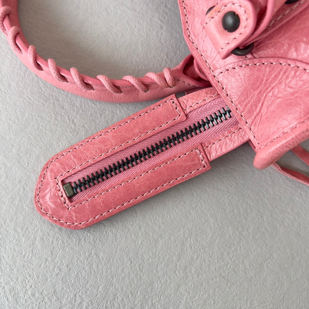 [TOP] BALENCIAGA Classic Small City Bag - Rose Bonbon