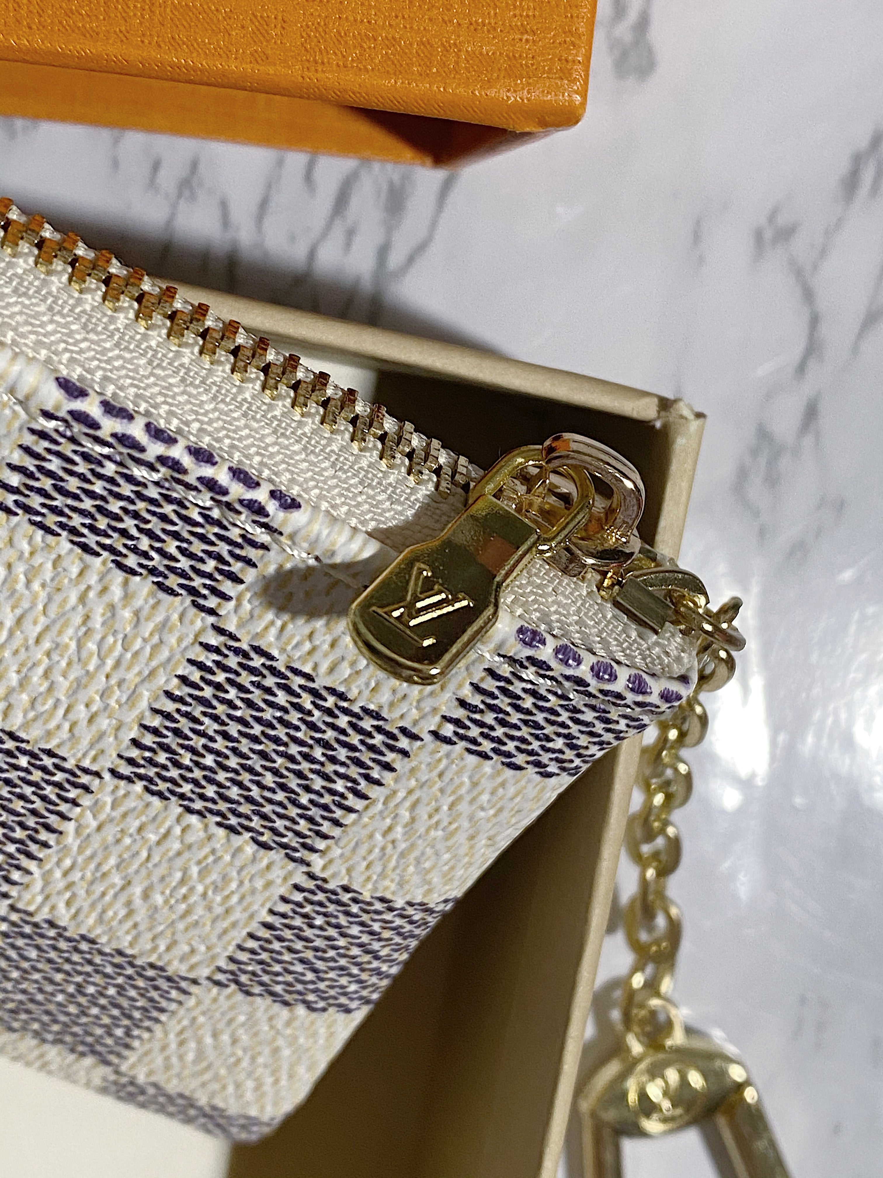 [TOP] Louis Vuitton LV LV Key Pouch - Damier Azur