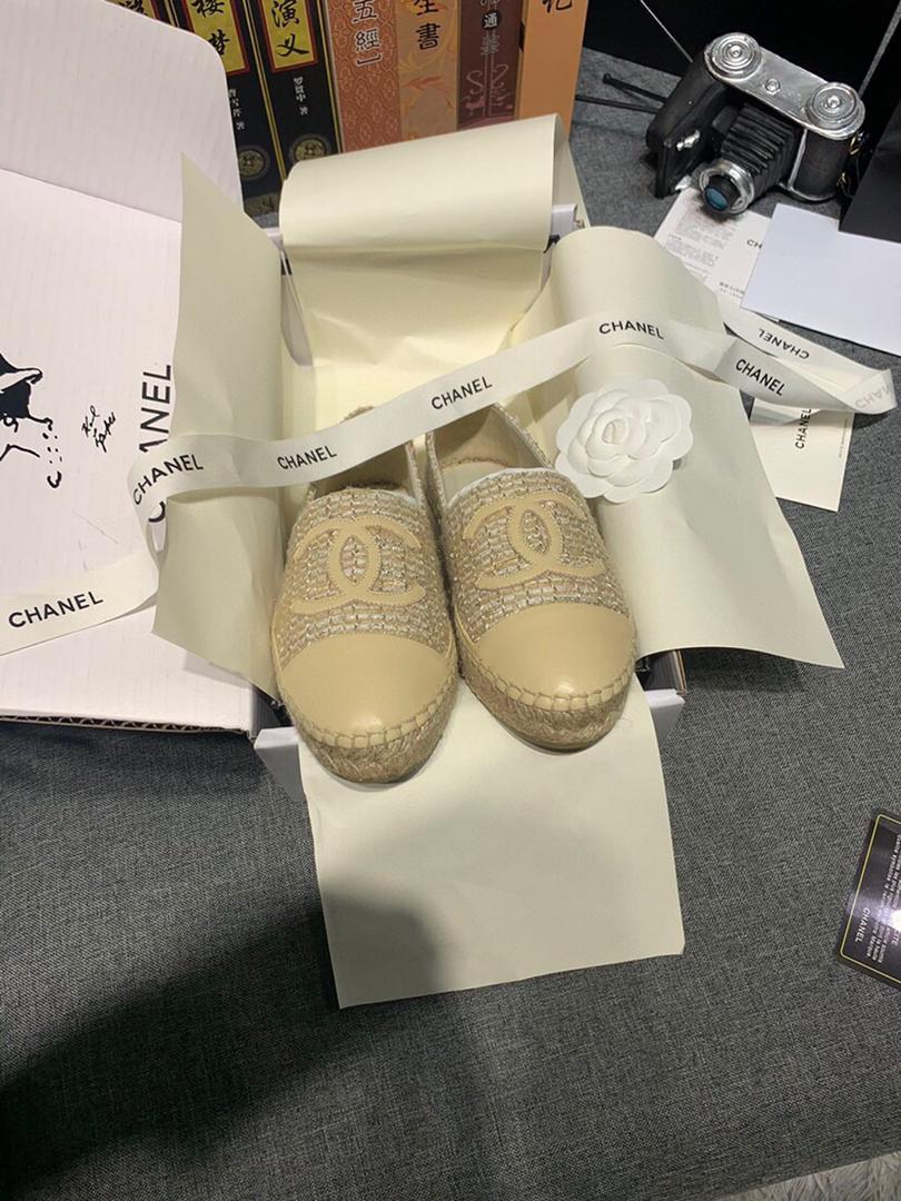Chanel Espadrilles Tweed and Leather - Beige