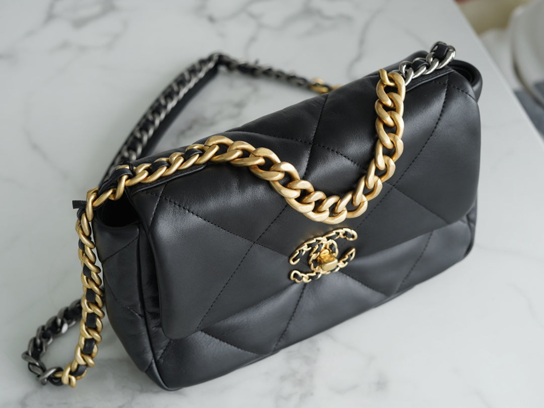 [TOP] CHANEL 19 Bag Small 26cm - Black & Gold Buckle