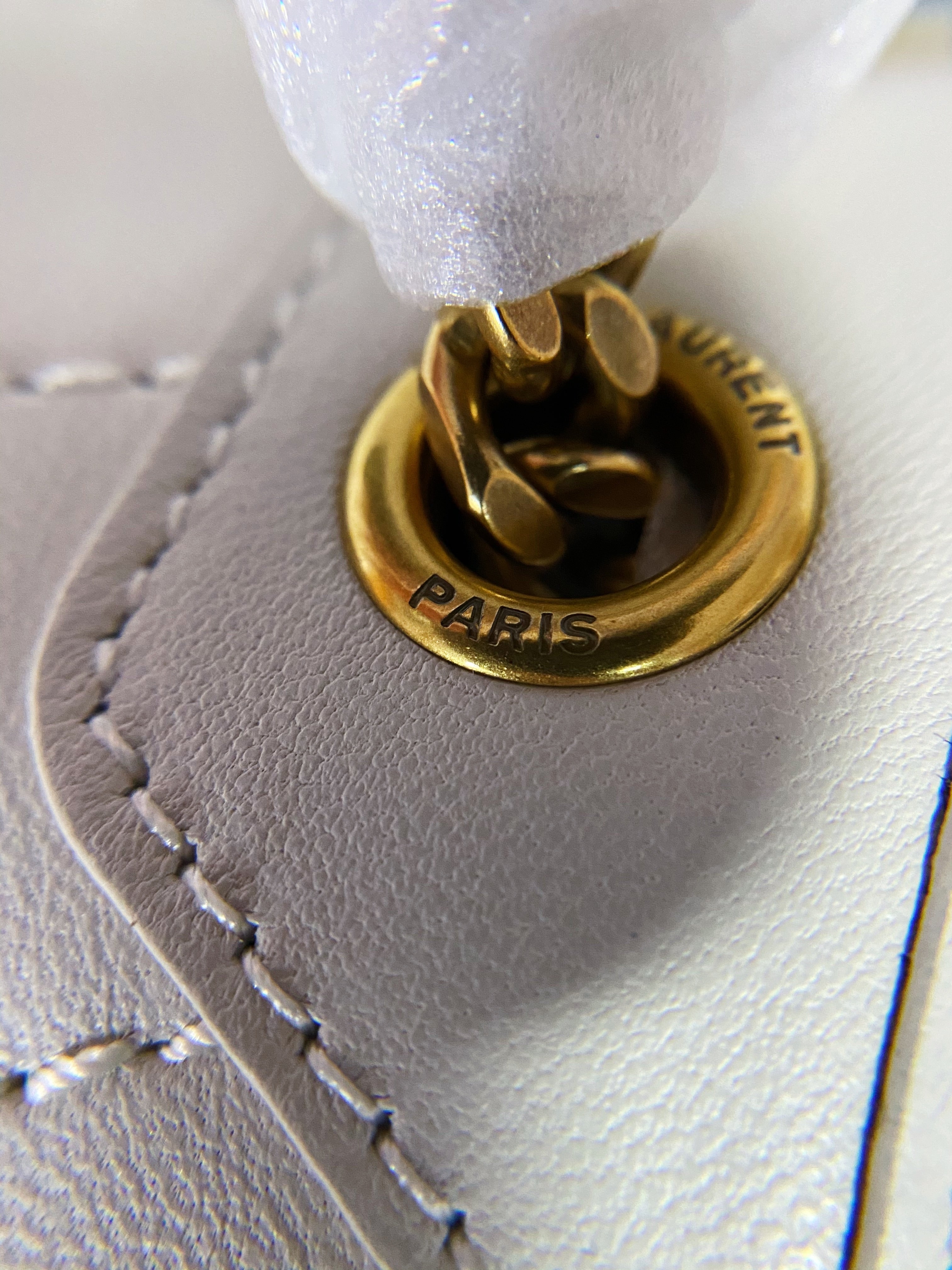 [TOP] Yves Saint Laurent YSL Nikki Small - OFF WHITE