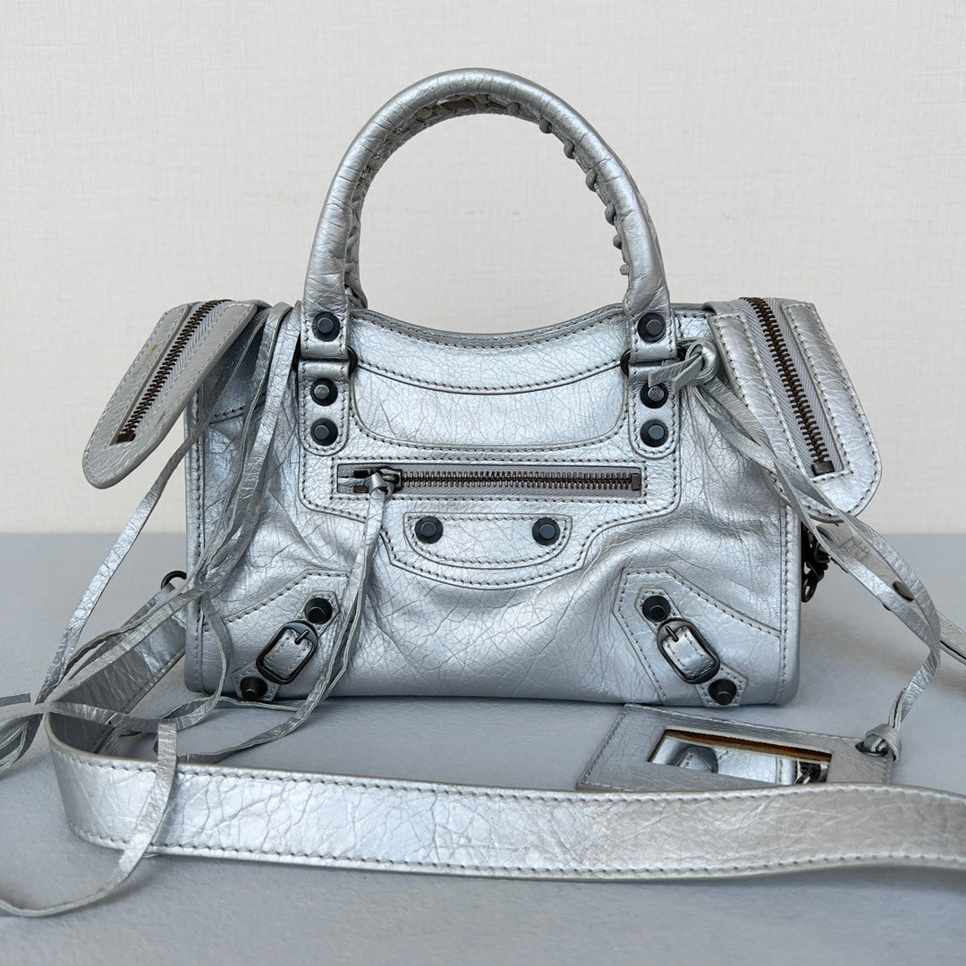 [TOP] BALENCIAGA Small City Bag - Silver w Black Hardware