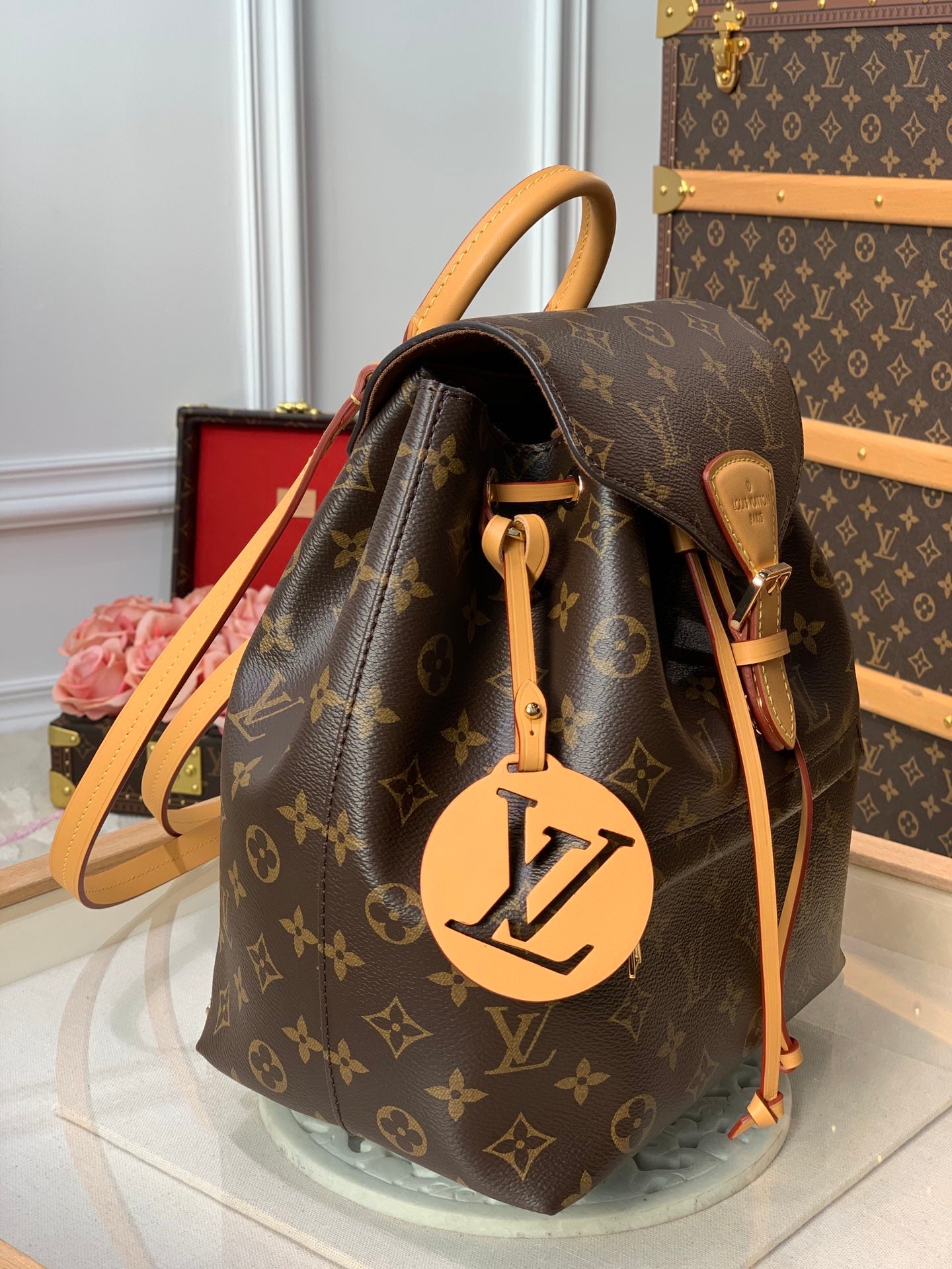 [TOP] Louis Vuitton LV Backpack Montsouris Monogram PM 27.5 x 33 x 14CM-Brown