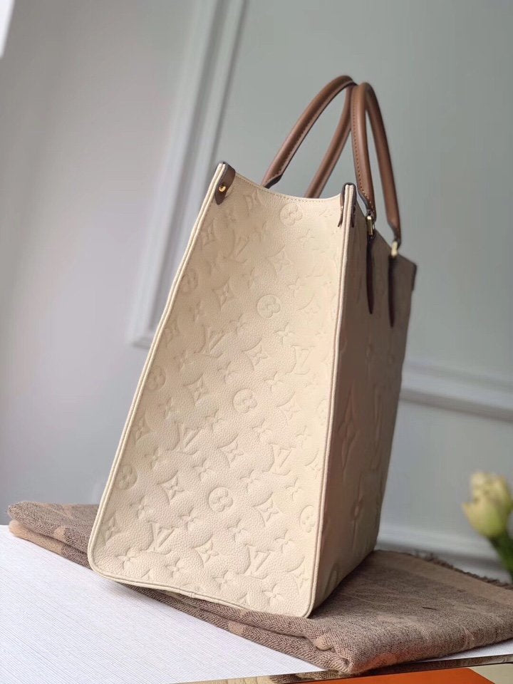 [TOP] Louis Vuitton LV  On The Go Bag  41/34/19cm- Cream