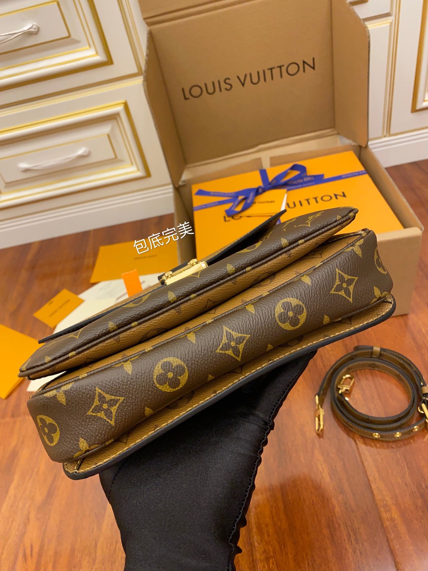 [TOP] Louis Vuitton LV LV Metis Pochette 25X19X7cm - Reverse