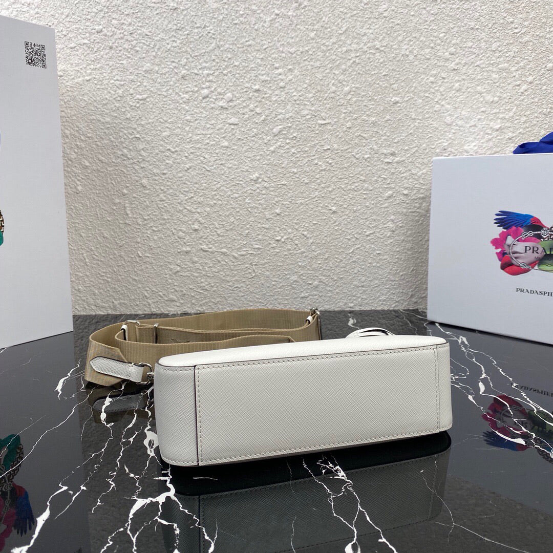 [TOP] PRADA Re-Edition 2005 Epi Leather Bag 23*8*21 cm - WHITE