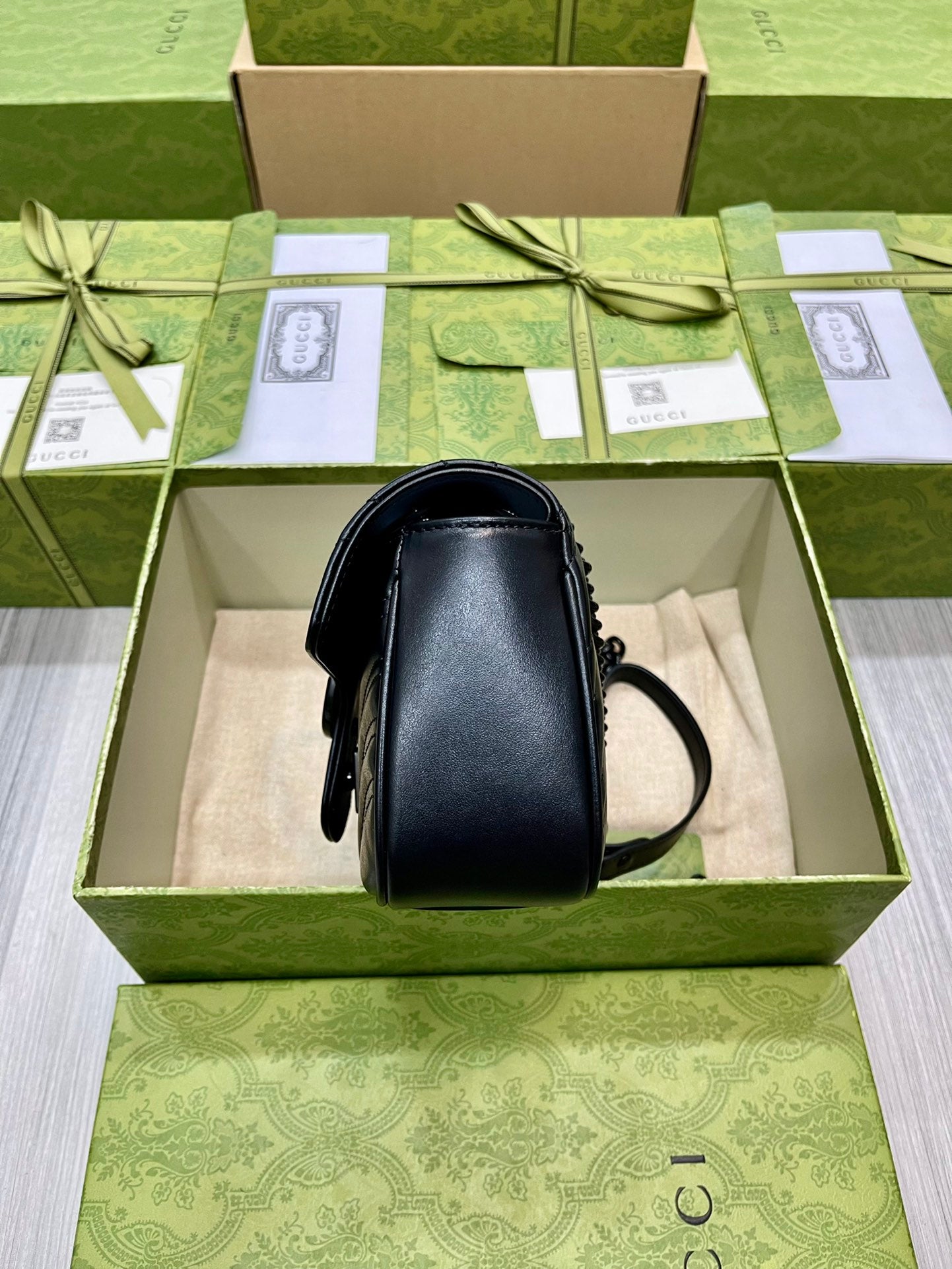 [TOP] GUCCI Gu€€i Marmont Matelasse Bag Mini 22cm - All Black