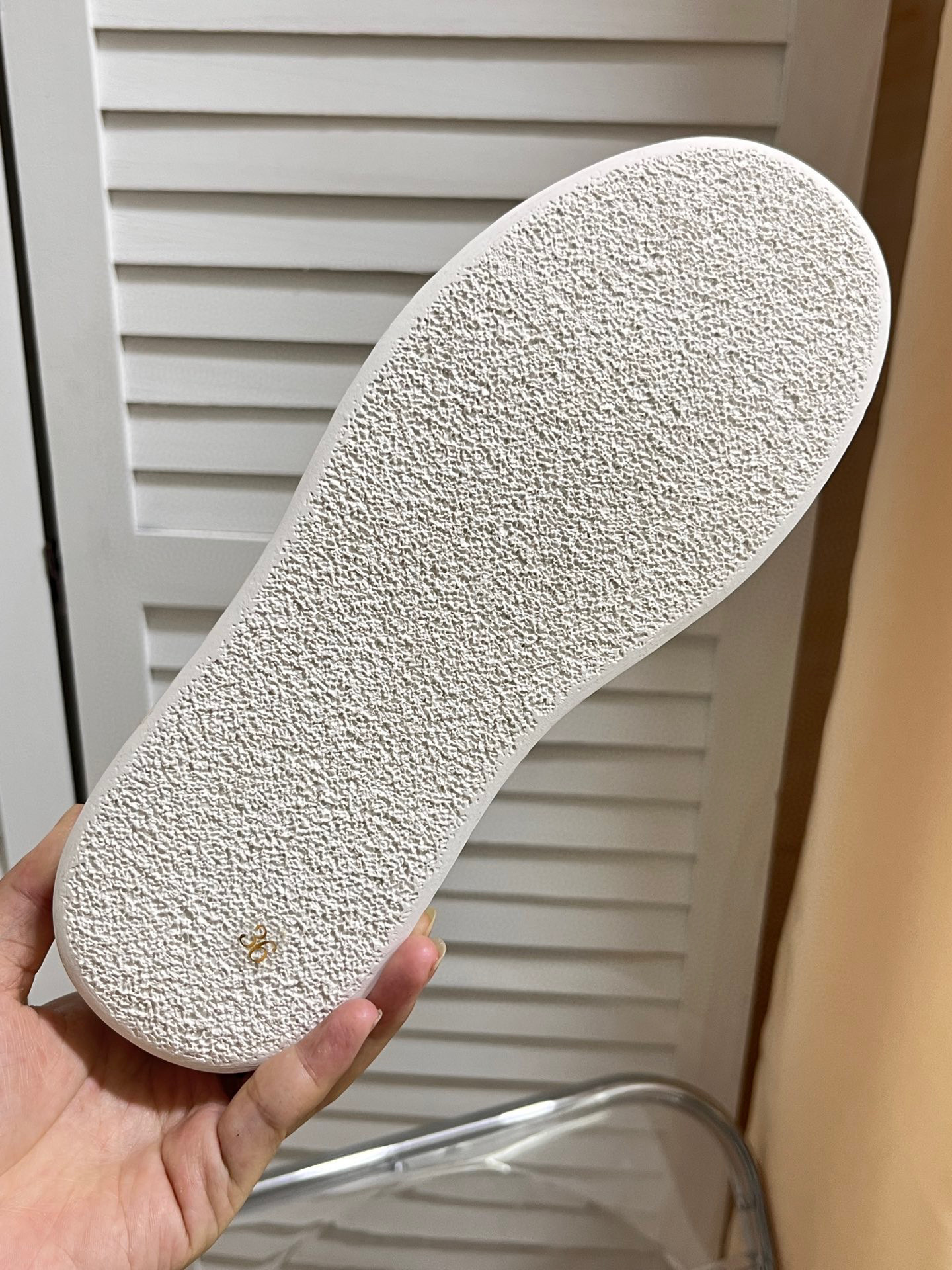 [TOP] CHANEL Two Tone Sneaker with Fur Trim - Black/White/Pink