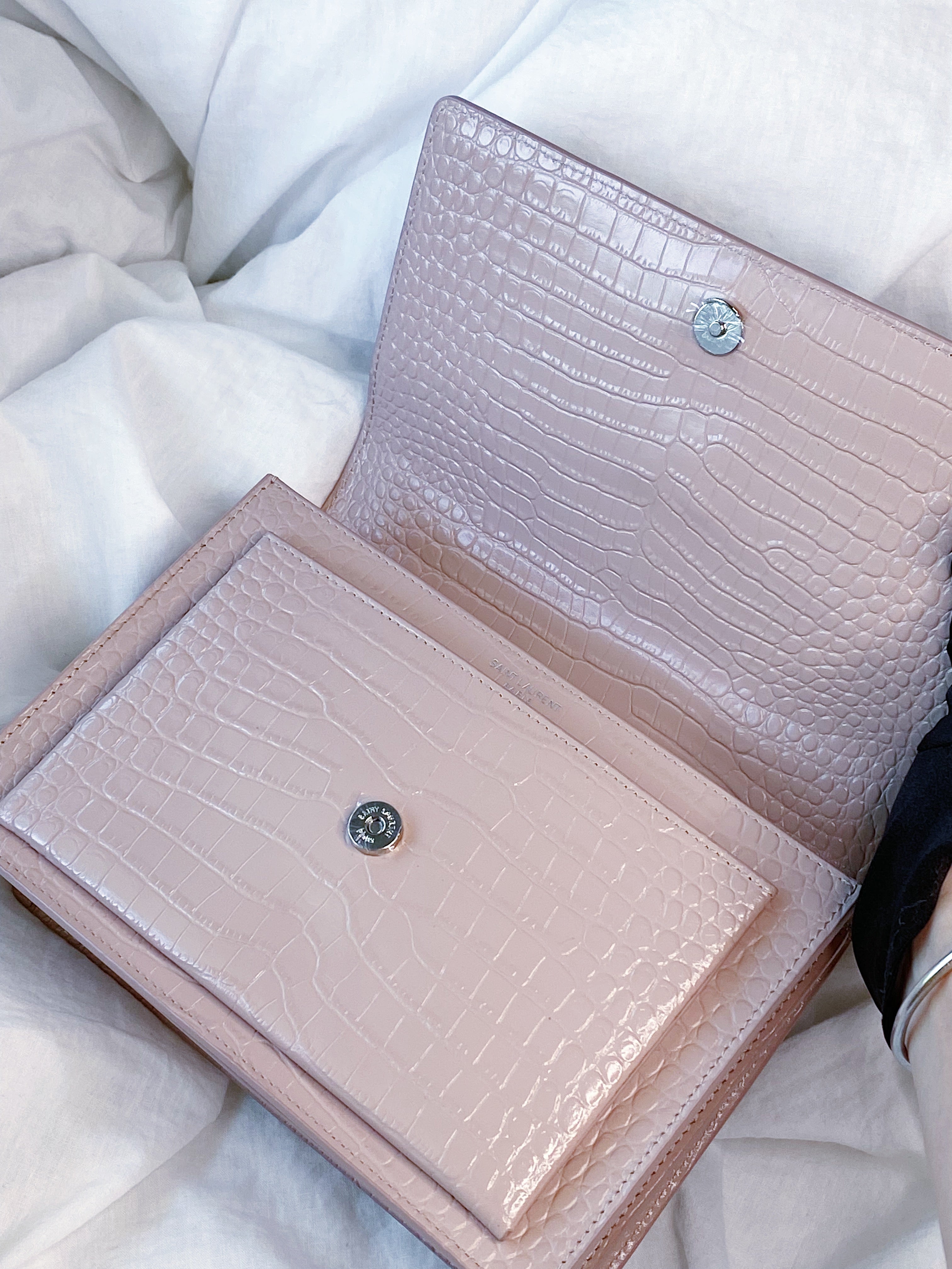 [TOP] Yves Saint Laurent YSL Pink Small Monogram Sunset Croc Embossed Leather Bag