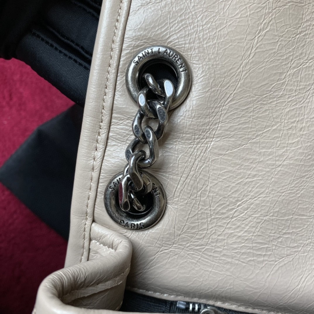 [Top] Yves Saint Laurent YSL Medium Niki Wrinkles Leather Bag 27cm - White