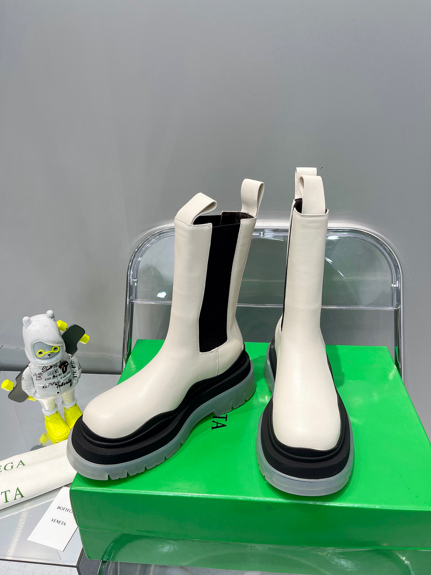 [TOP] Bottega Veneta BV Tire Chelsea Boot - Six Colours