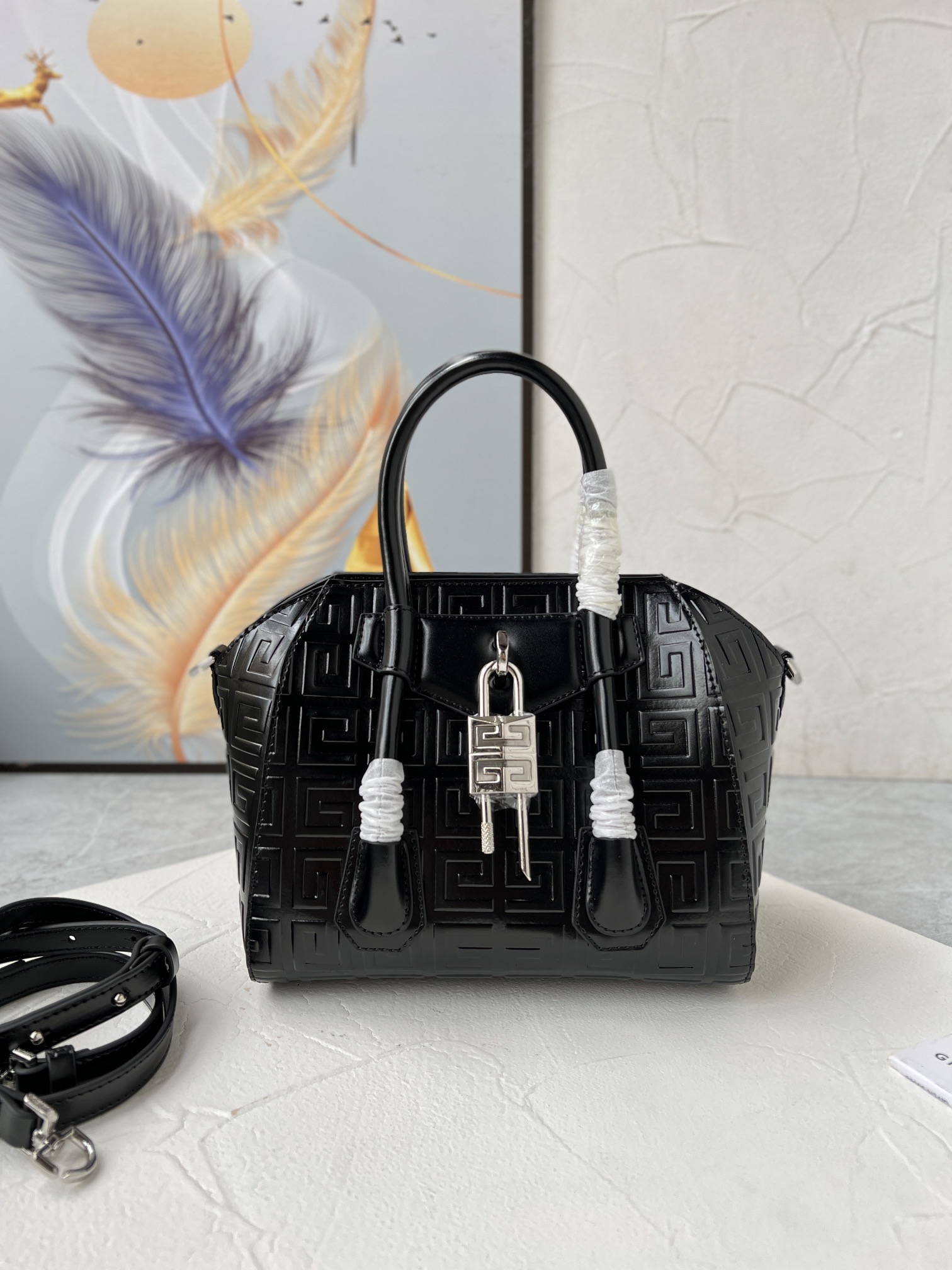 [TOP] GIVENCHY Antigona Lock Bag Leather Handbag 23*27*13 - Black