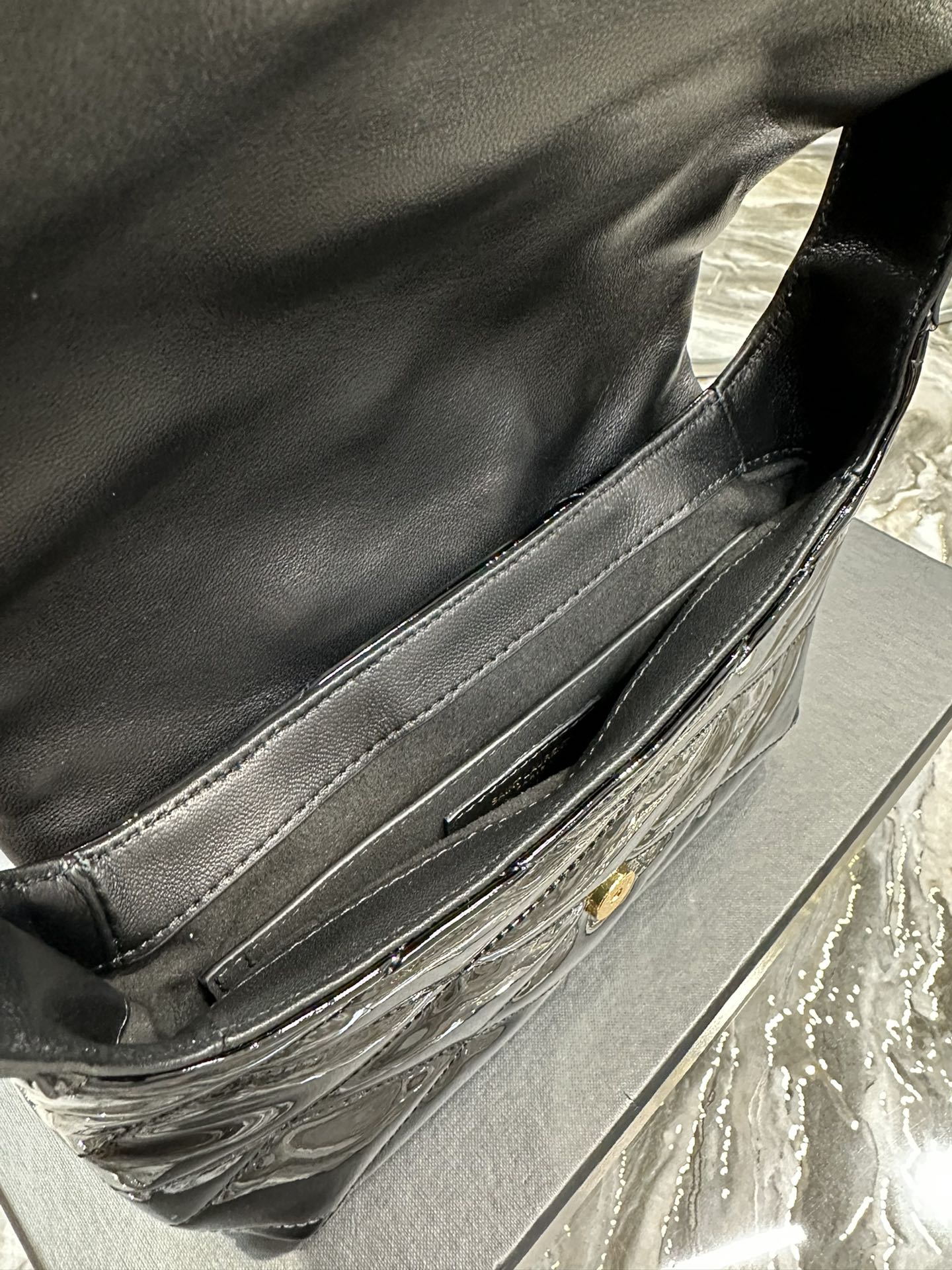[TOP] Yves Saint Laurent YSL Le 57 Small Patent Leather Shoulder Bag - Black