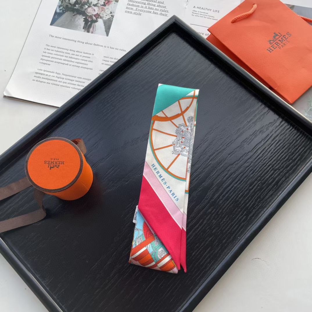[TOP] HERMES Twilly Springs Springs Twilly 86 x 5 cm - Four Colours