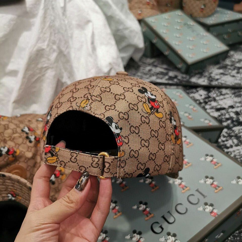 [TOP] GUCCI x Disney Baseball Hat
