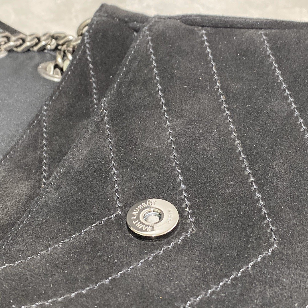 [TOP] Yves Saint Laurent YSL Yves Saint Laurent YSL NIKI Medium SUEDE BAG - BLACK