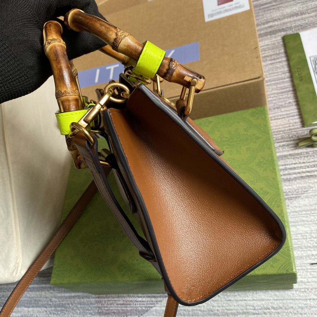 [TOP] GUCCI G*G Diana Small Bag - Brown