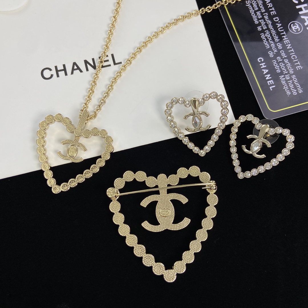 [TOP] CHANEL Necklace Earrings Brooch Set