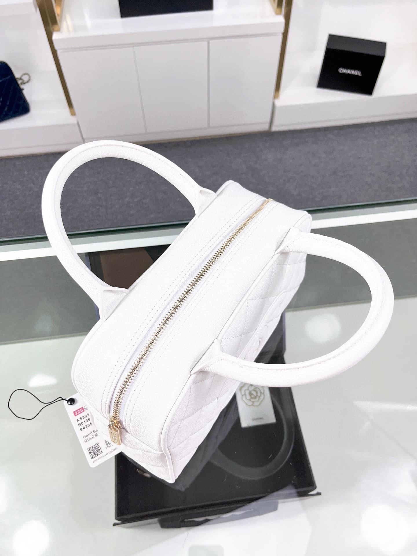 [TOP] CHANEL Bowler Mini Bag - White