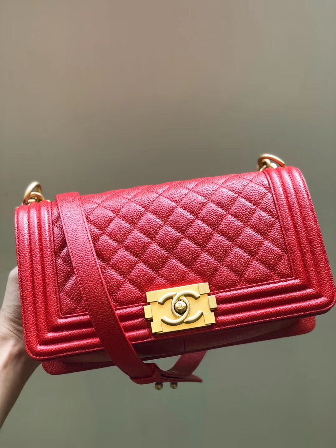 [TOP] CHANEL Le Boy Bag Caviar Medium 25cm - Red & GHW