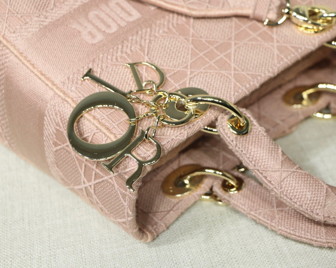 [TOP] Christian Dior Lady D-LITE Bag Cannage Embroidery - PINK