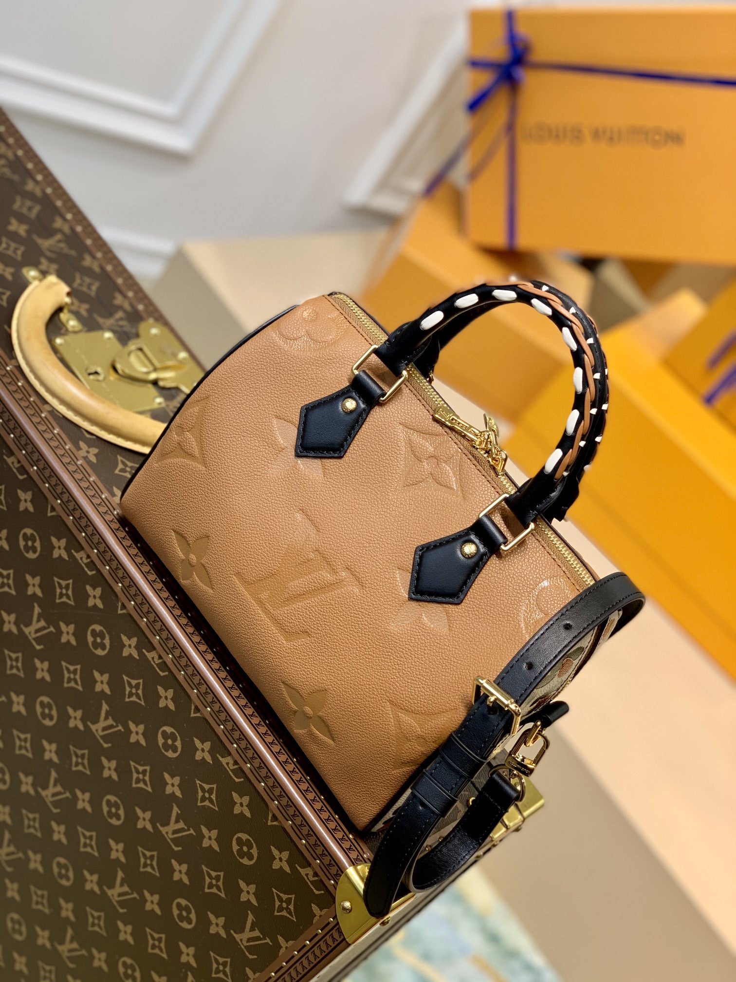 [TOP] Louis Vuitton LV  Speedy Bandouliere 25 Bag 25x19x15cm- Brown