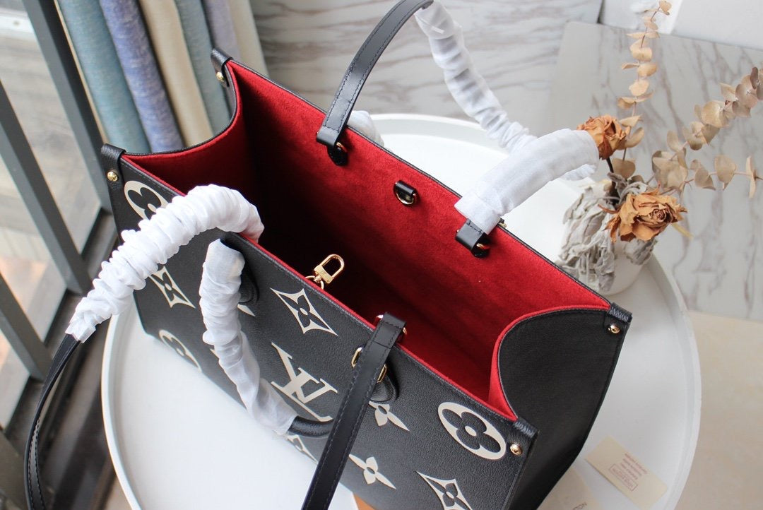 [TOP] Louis Vuitton LV On The Go Giant Empreinte MM 35x27x14cm- Black and Creme